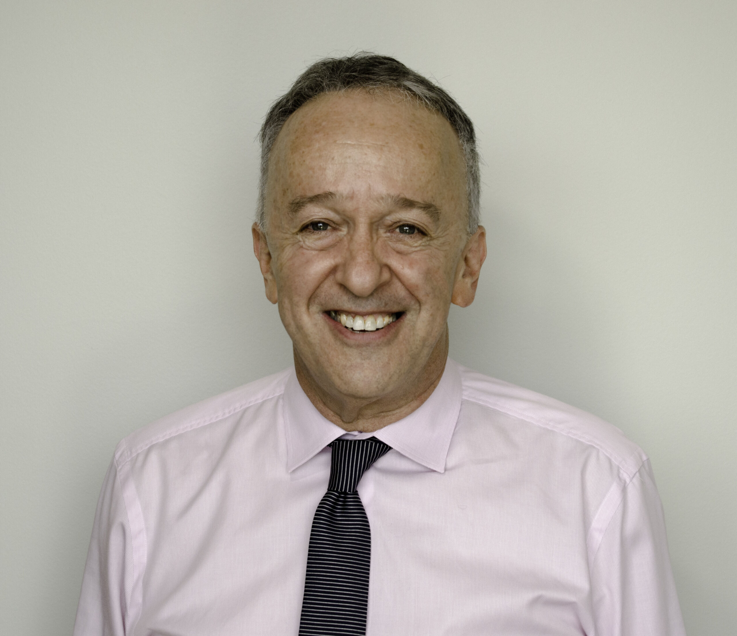 Dr. Tommy Schechtman